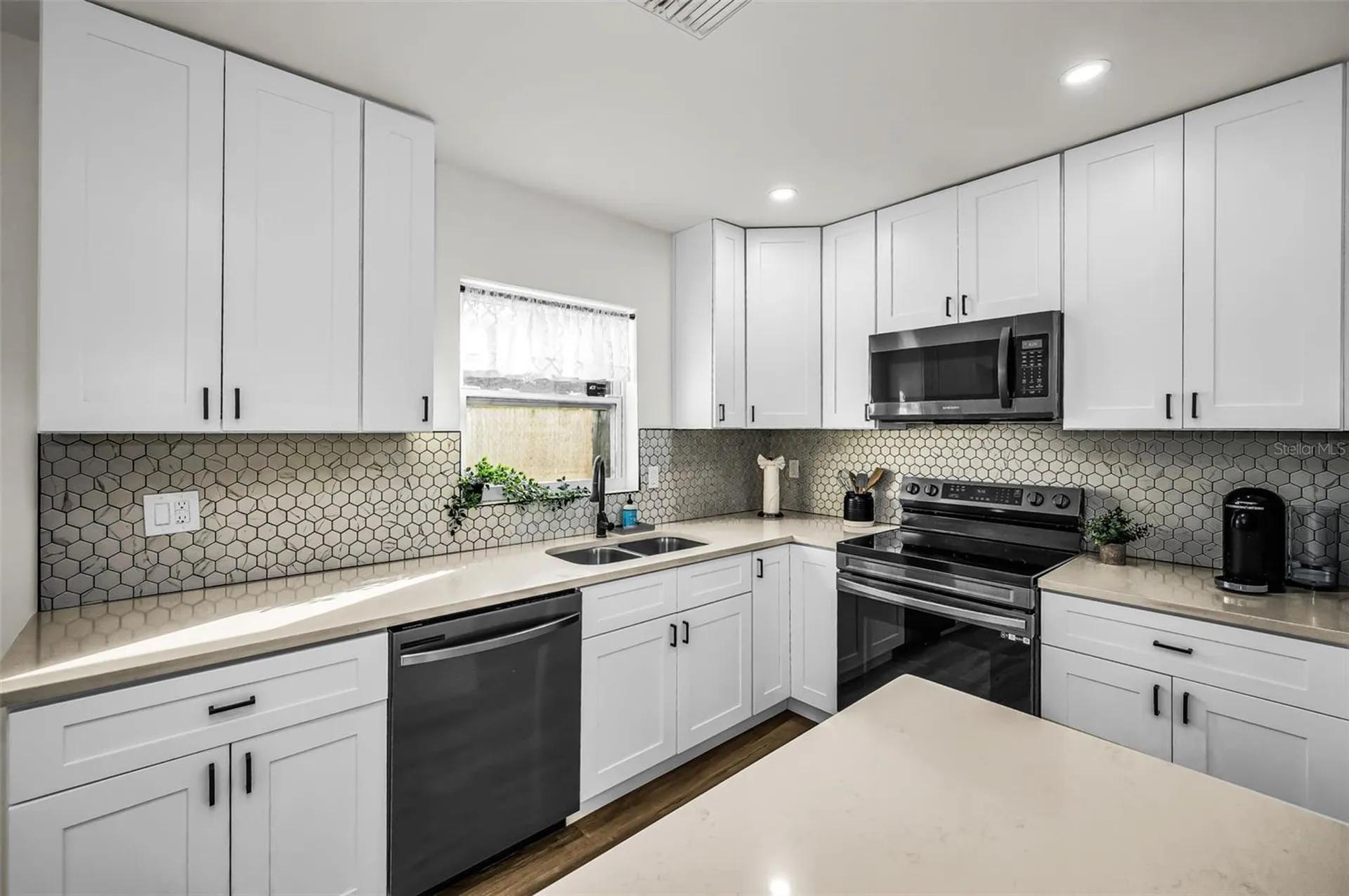 1231 Little John Lane Dunedin FL 34698