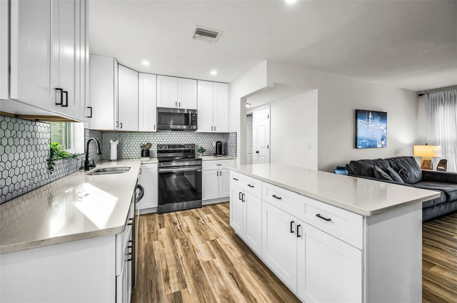 1231 Little John Lane Dunedin FL 34698