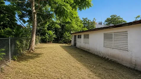 Co Villa Caridad Amparo Street Carolina PR 00985