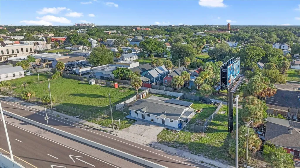 1909 W Green Street Tampa FL 33607