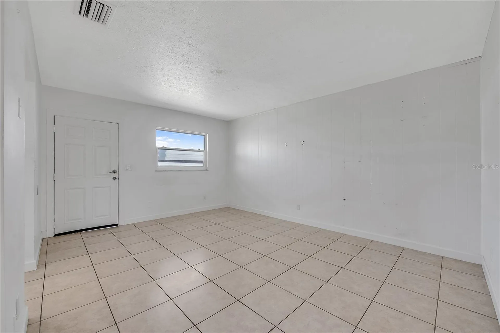 1909 W Green Street Tampa FL 33607