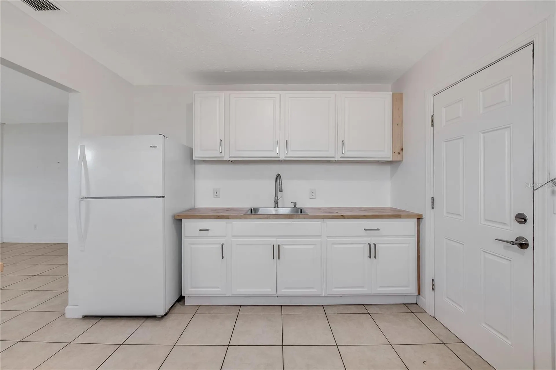 1909 W Green Street Tampa FL 33607