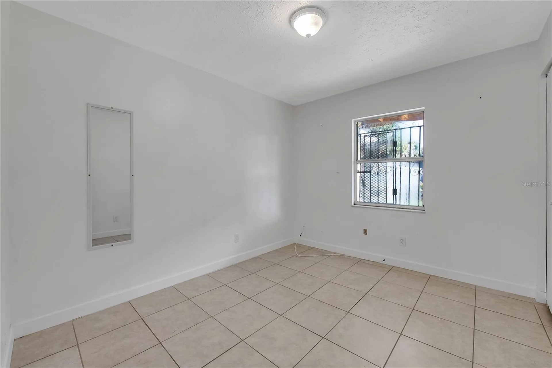 1909 W Green Street Tampa FL 33607