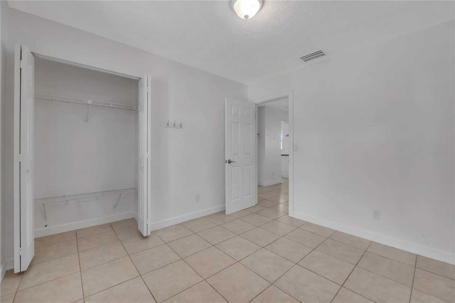 1909 W Green Street Tampa FL 33607