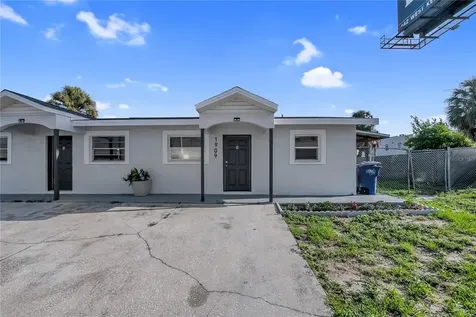 1909 W Green Street Tampa FL 33607