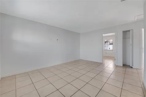 1909 W Green Street Tampa FL 33607