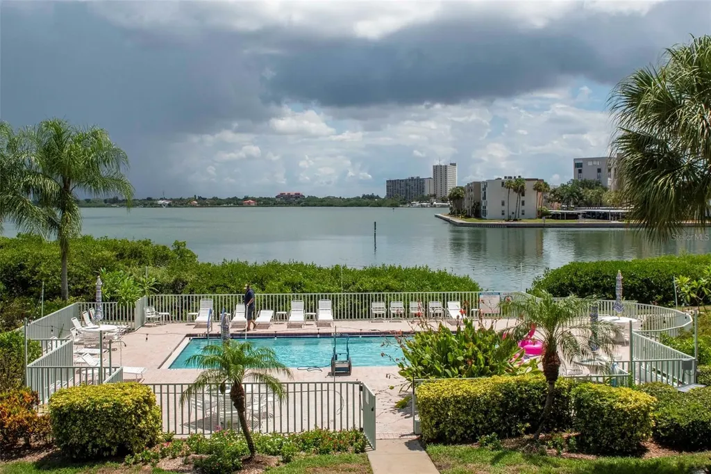 7979 Sailboat Key Boulevard S South Pasadena FL 33707
