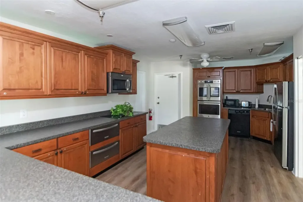 7979 Sailboat Key Boulevard S South Pasadena FL 33707