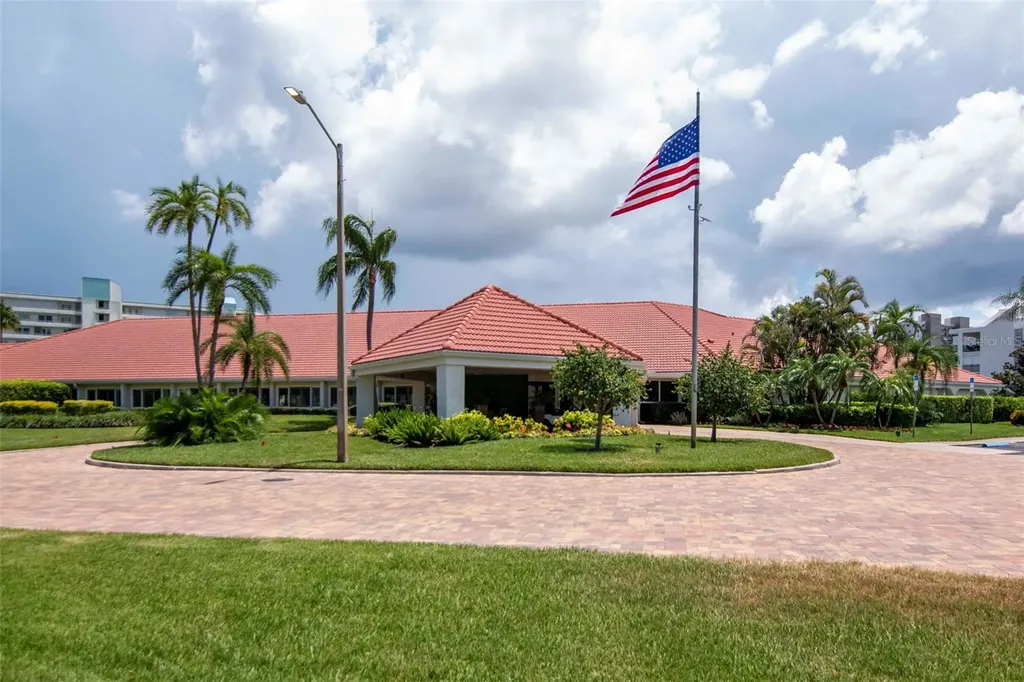 7979 Sailboat Key Boulevard S South Pasadena FL 33707