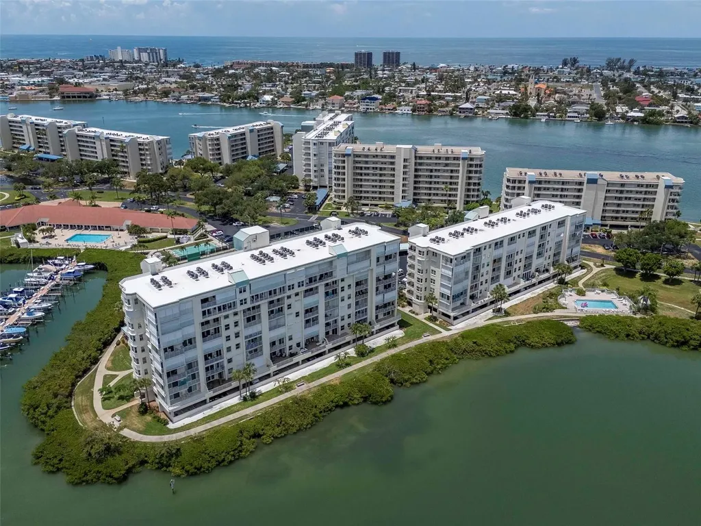 7979 Sailboat Key Boulevard S South Pasadena FL 33707