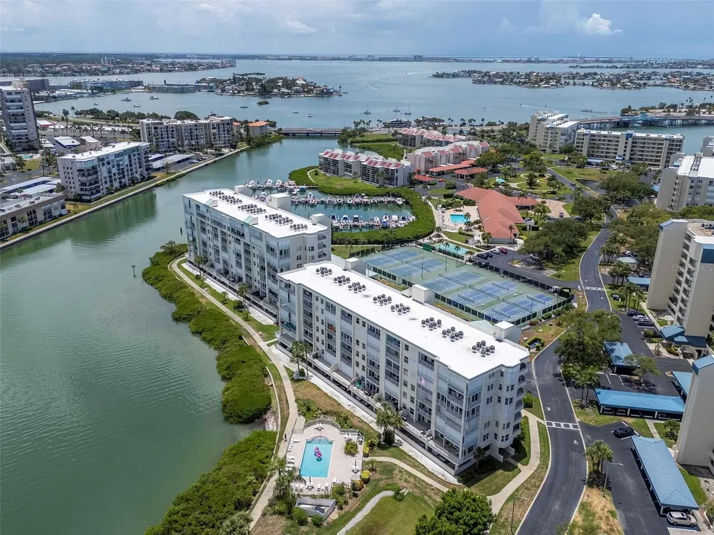 7979 Sailboat Key Boulevard S South Pasadena FL 33707