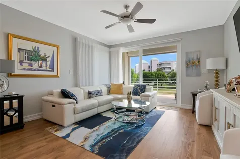 7979 Sailboat Key Boulevard S South Pasadena FL 33707