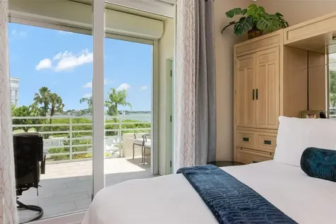7979 Sailboat Key Boulevard S South Pasadena FL 33707