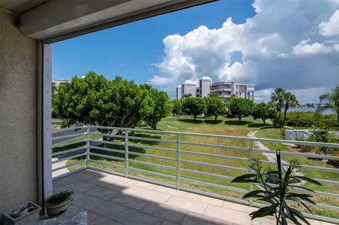 7979 Sailboat Key Boulevard S South Pasadena FL 33707
