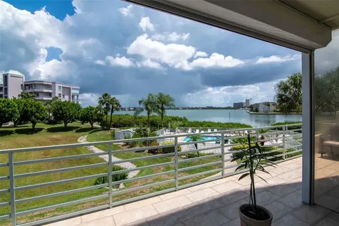 7979 Sailboat Key Boulevard S South Pasadena FL 33707