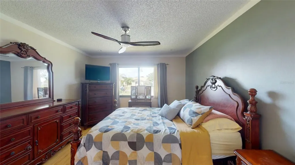 6960 Pinecrest Lane N Pinellas Park FL 33781