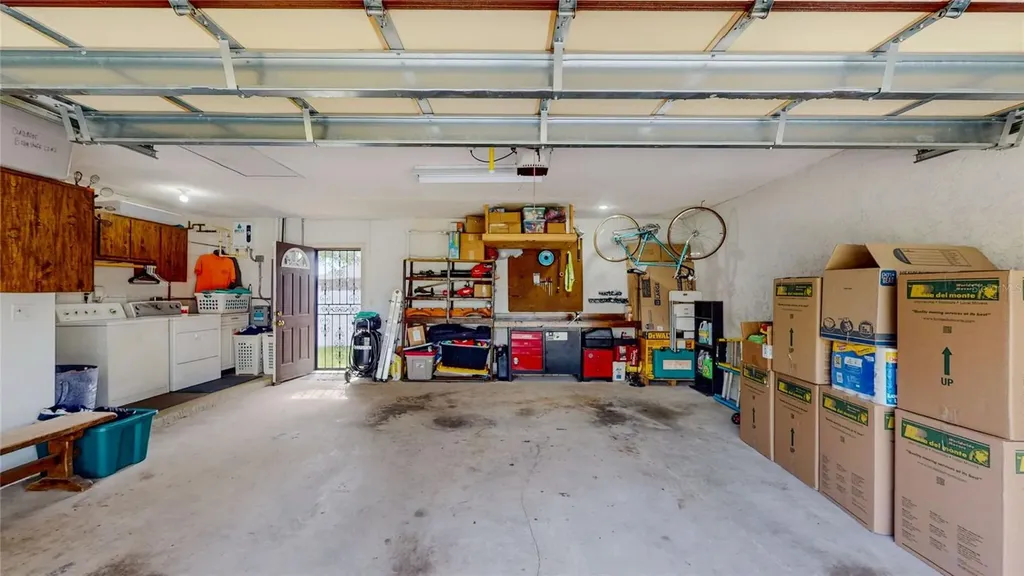 6960 Pinecrest Lane N Pinellas Park FL 33781
