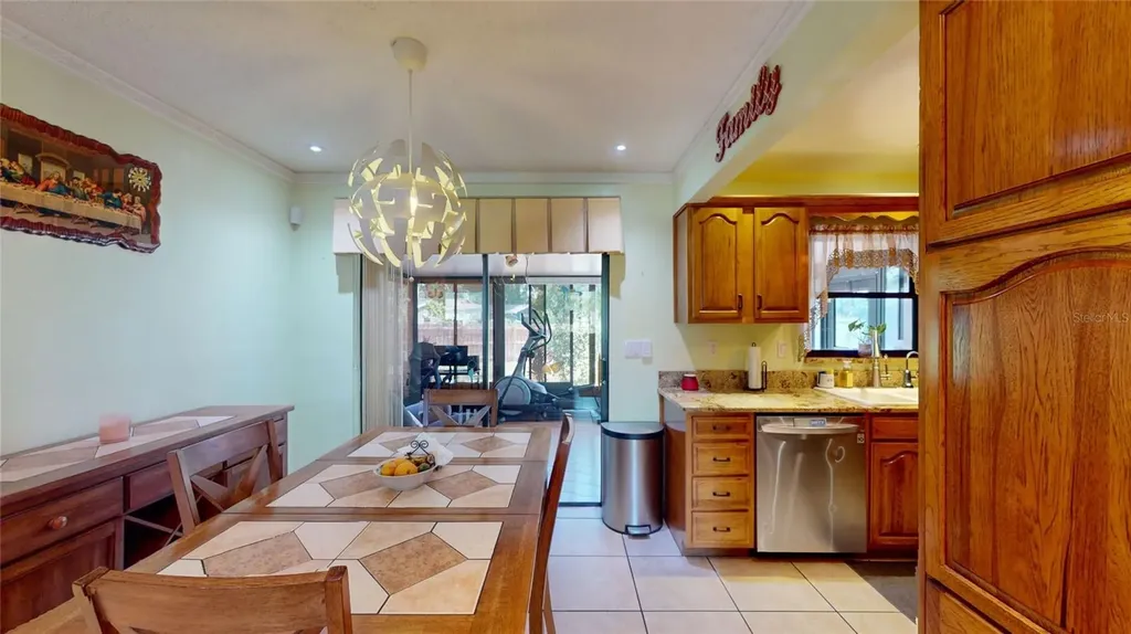 6960 Pinecrest Lane N Pinellas Park FL 33781