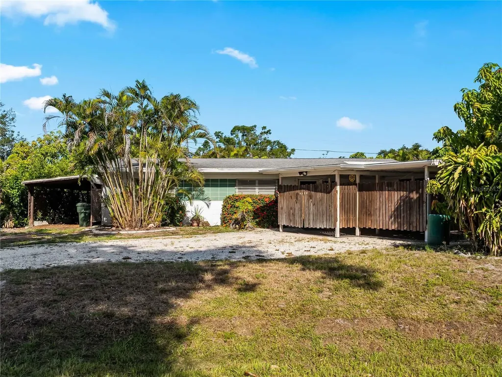 4328 Groveland Avenue Sarasota FL 34231