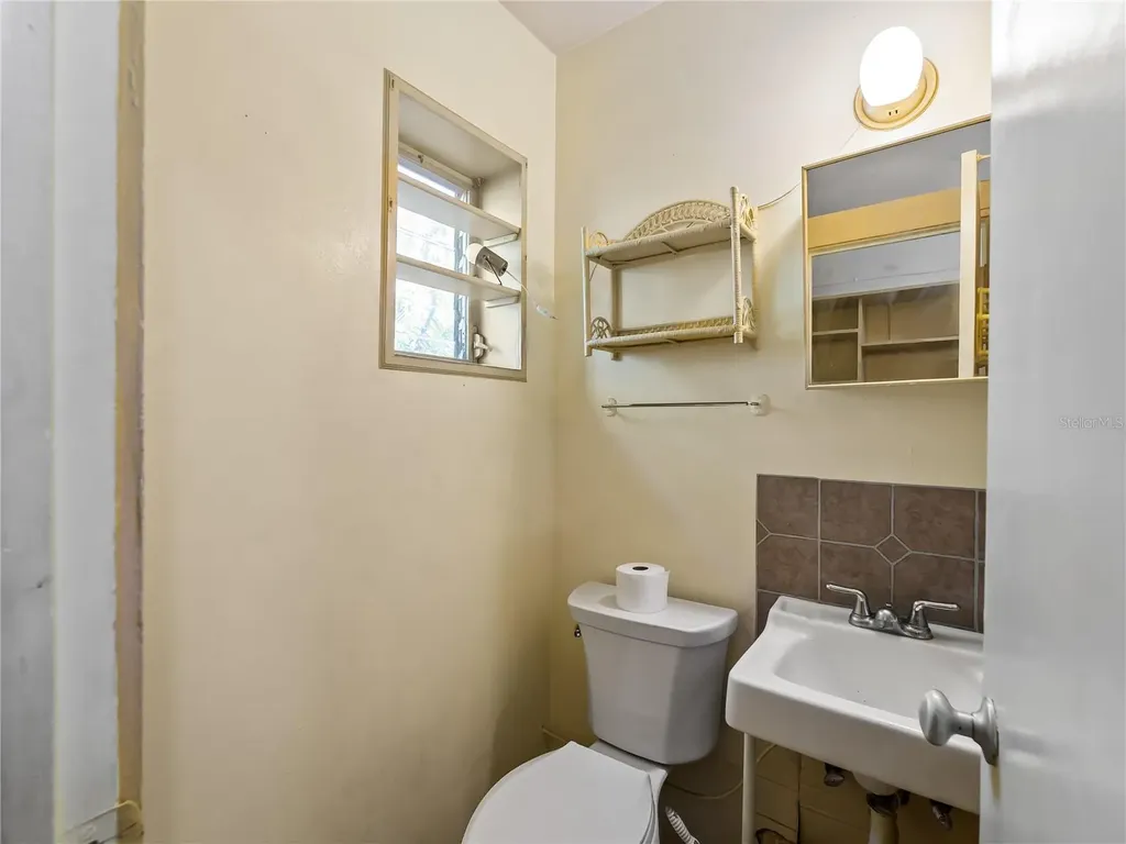 4328 Groveland Avenue Sarasota FL 34231