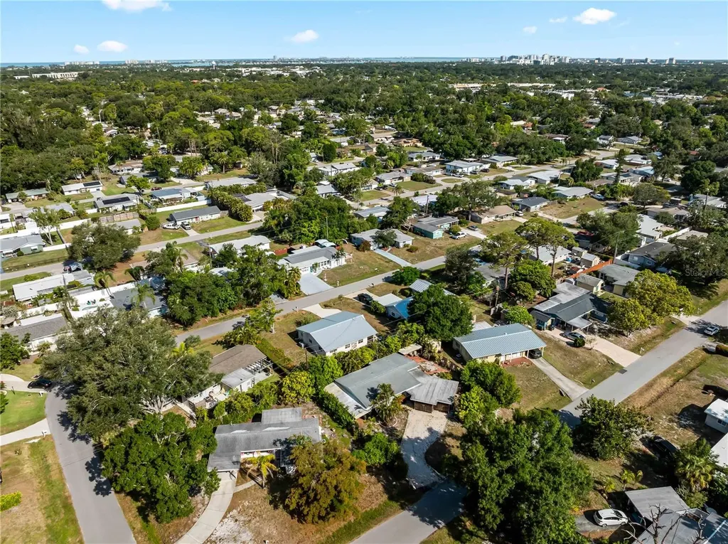 4328 Groveland Avenue Sarasota FL 34231