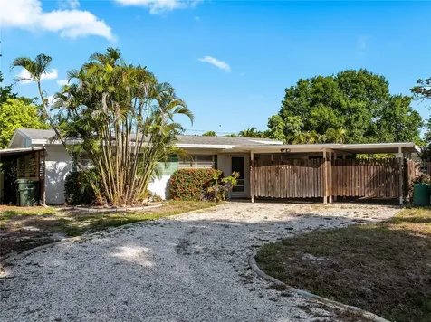 4328 Groveland Avenue Sarasota FL 34231