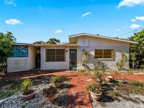 4328 Groveland Avenue Sarasota FL 34231