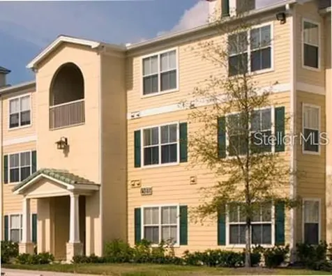 18489 Bridle Club Drive Tampa FL 33647