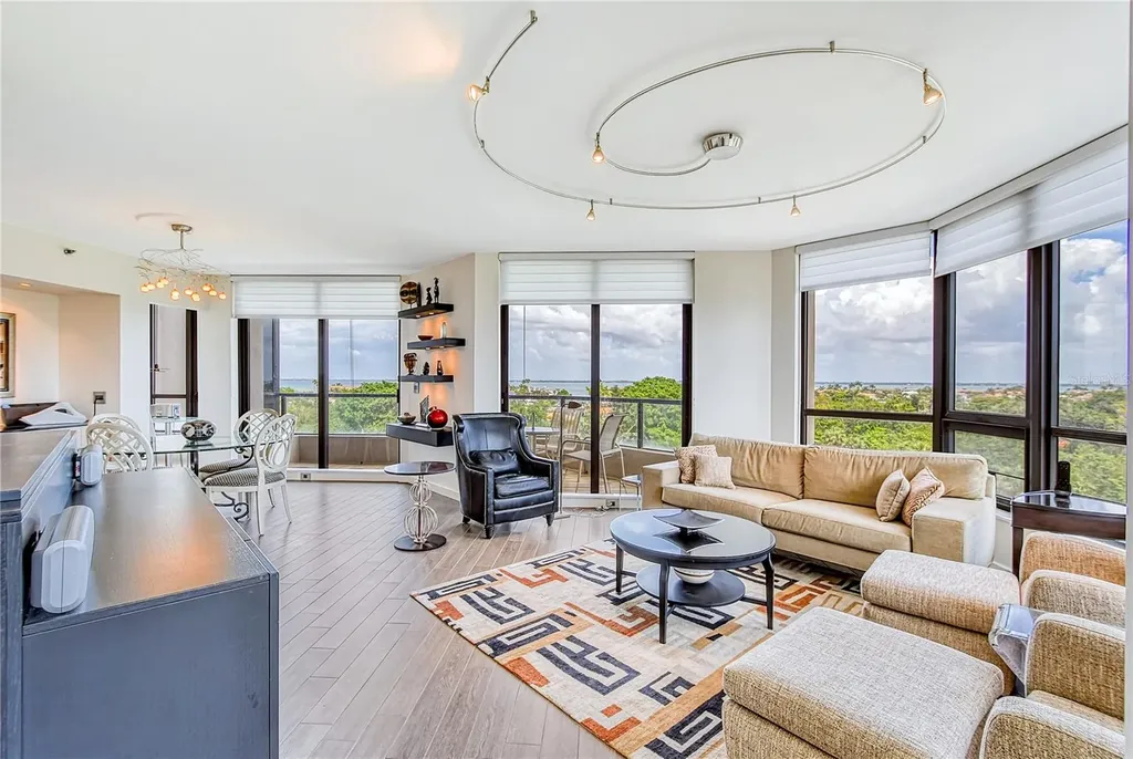 1211 Gulf Of Mexico Drive Longboat Key FL 34228