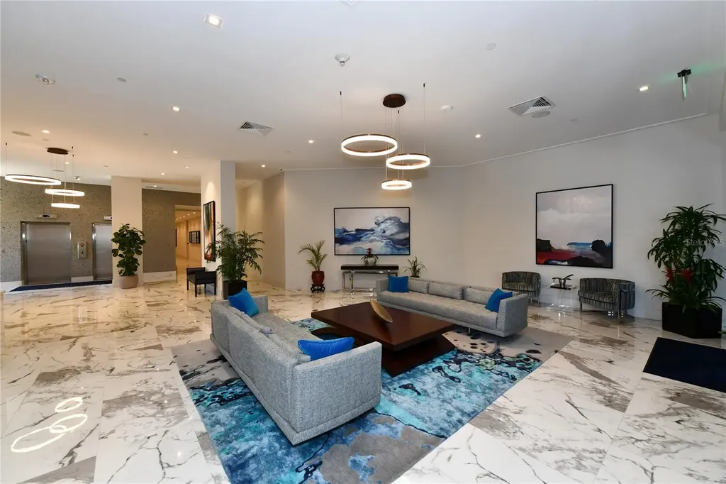 1211 Gulf Of Mexico Drive Longboat Key FL 34228