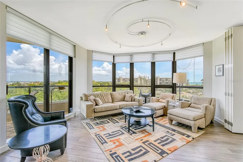 1211 Gulf Of Mexico Drive Longboat Key FL 34228
