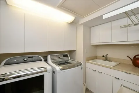 1211 Gulf Of Mexico Drive Longboat Key FL 34228