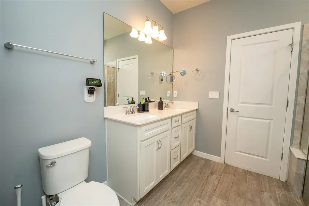 9683 Brown Burrow Street Orlando FL 32829