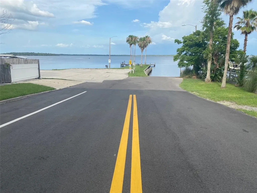 709 Georgetown Denver Road Crescent City FL 32112