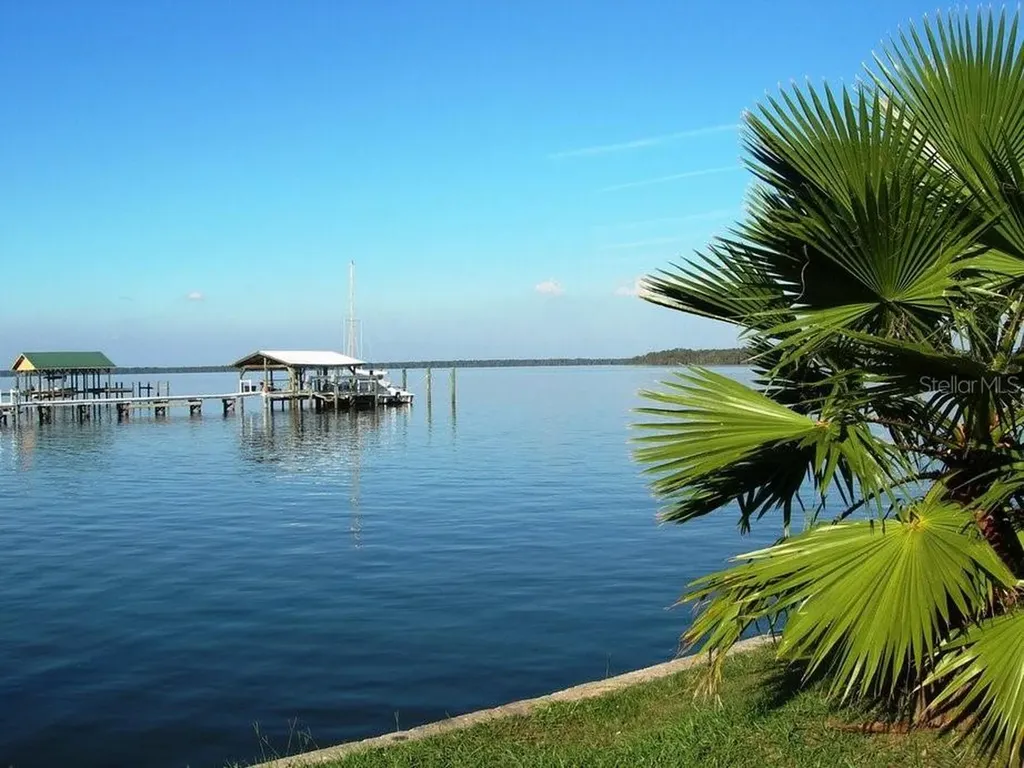 709 Georgetown Denver Road Crescent City FL 32112