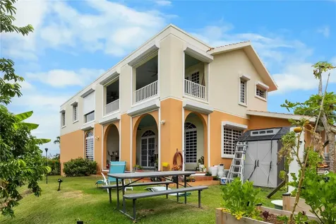 5 Harbour Lights Humacao PR 00791