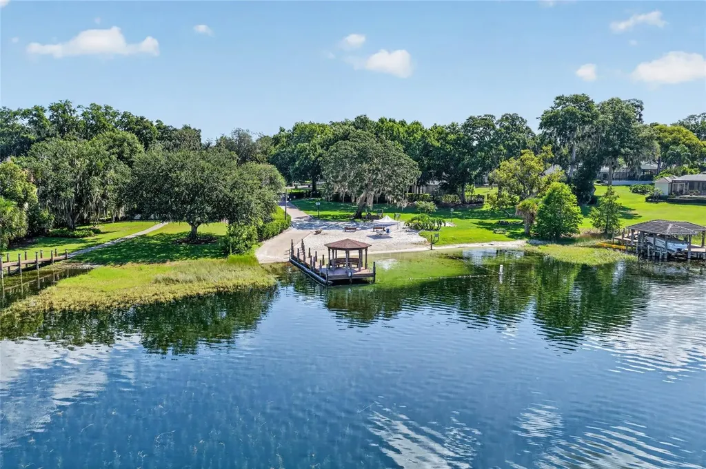 2053 Woody Drive Windermere FL 34786