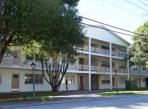 911 Washington Avenue Largo FL 33770