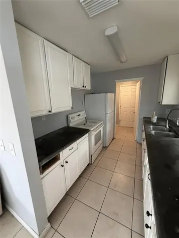 106 S Hudson Street Orlando FL 32835