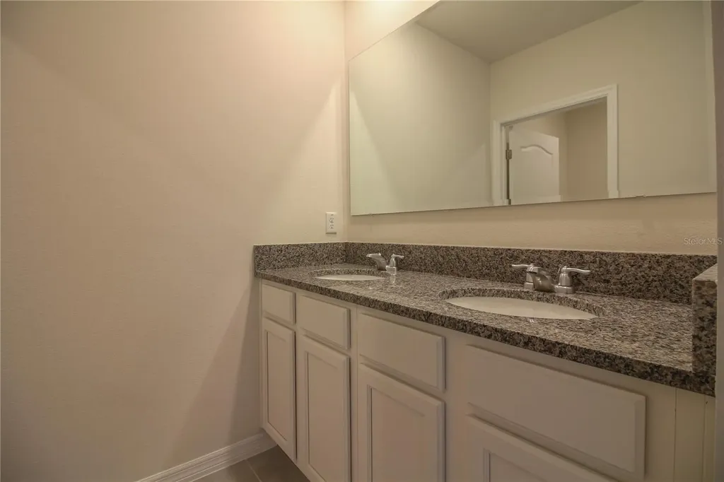 2822 Ivy Lake Court Lakeland FL 33811
