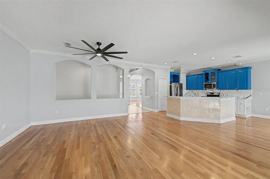 2811 Ravendale Lane Holiday FL 34691
