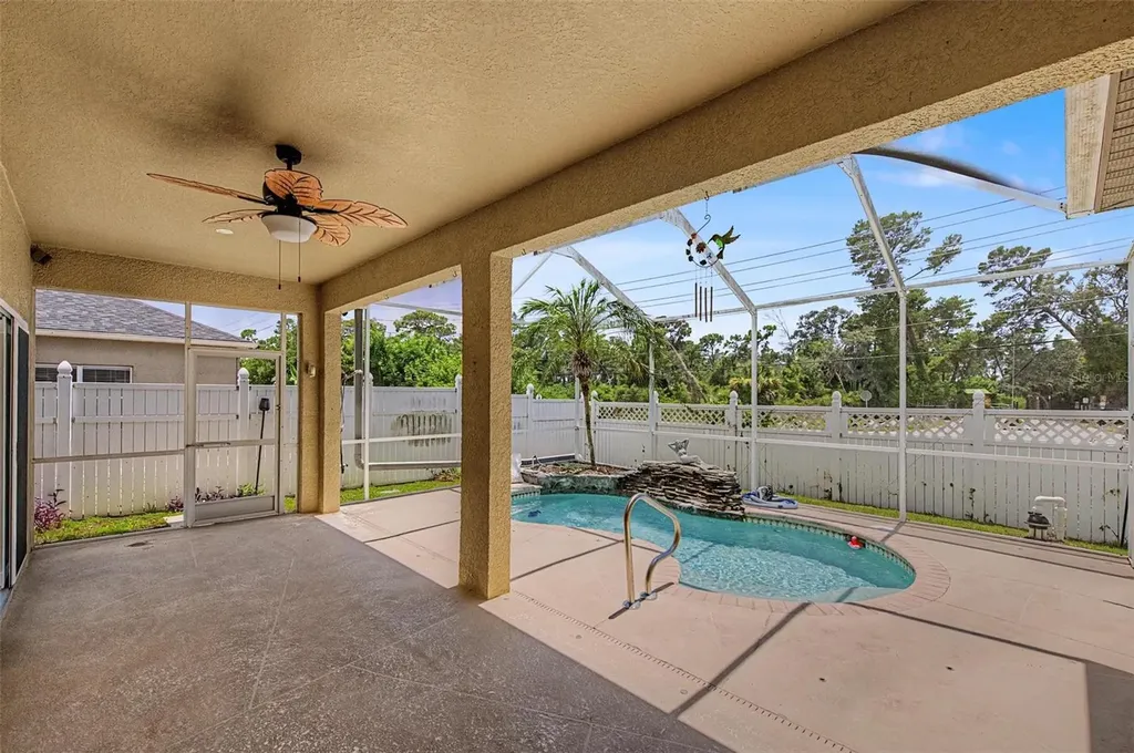 2811 Ravendale Lane Holiday FL 34691