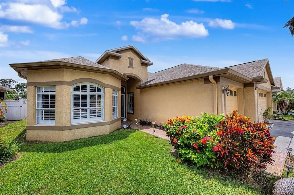 2811 Ravendale Lane Holiday FL 34691