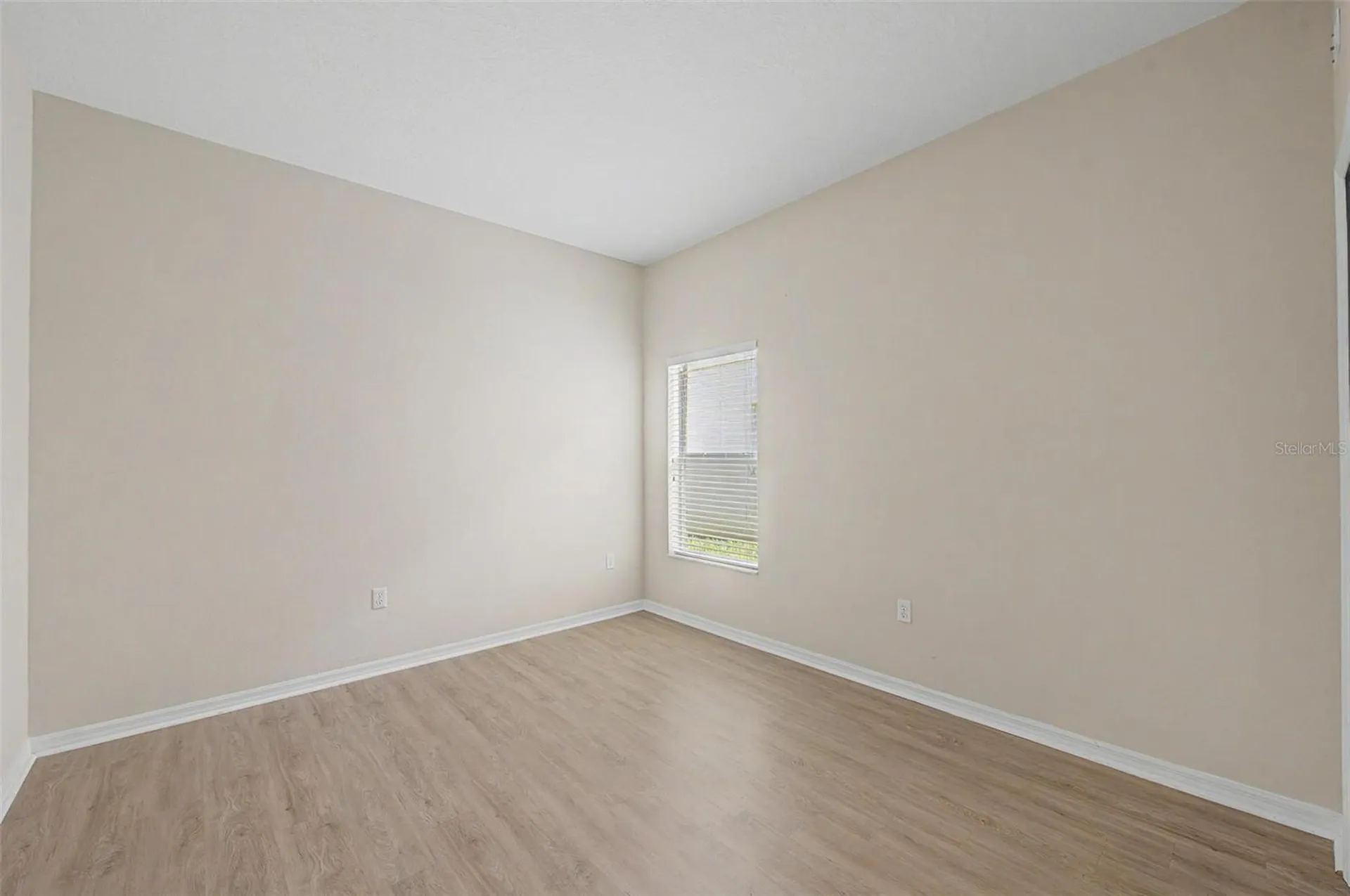 2811 Ravendale Lane Holiday FL 34691