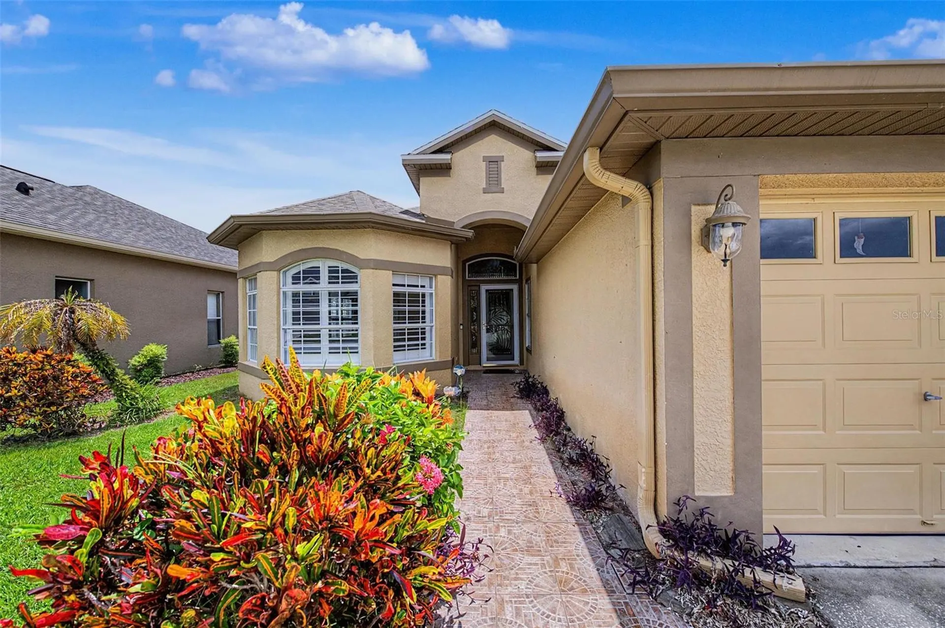 2811 Ravendale Lane Holiday FL 34691