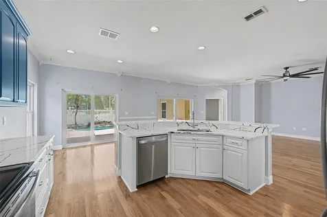 2811 Ravendale Lane Holiday FL 34691