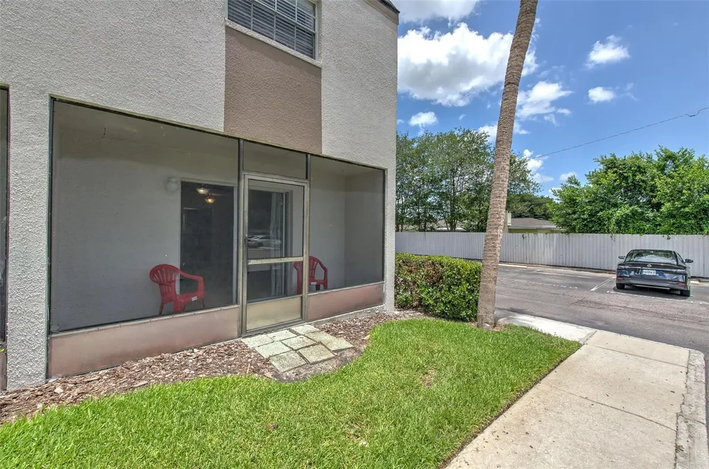 711 Russell Lane Brandon FL 33510