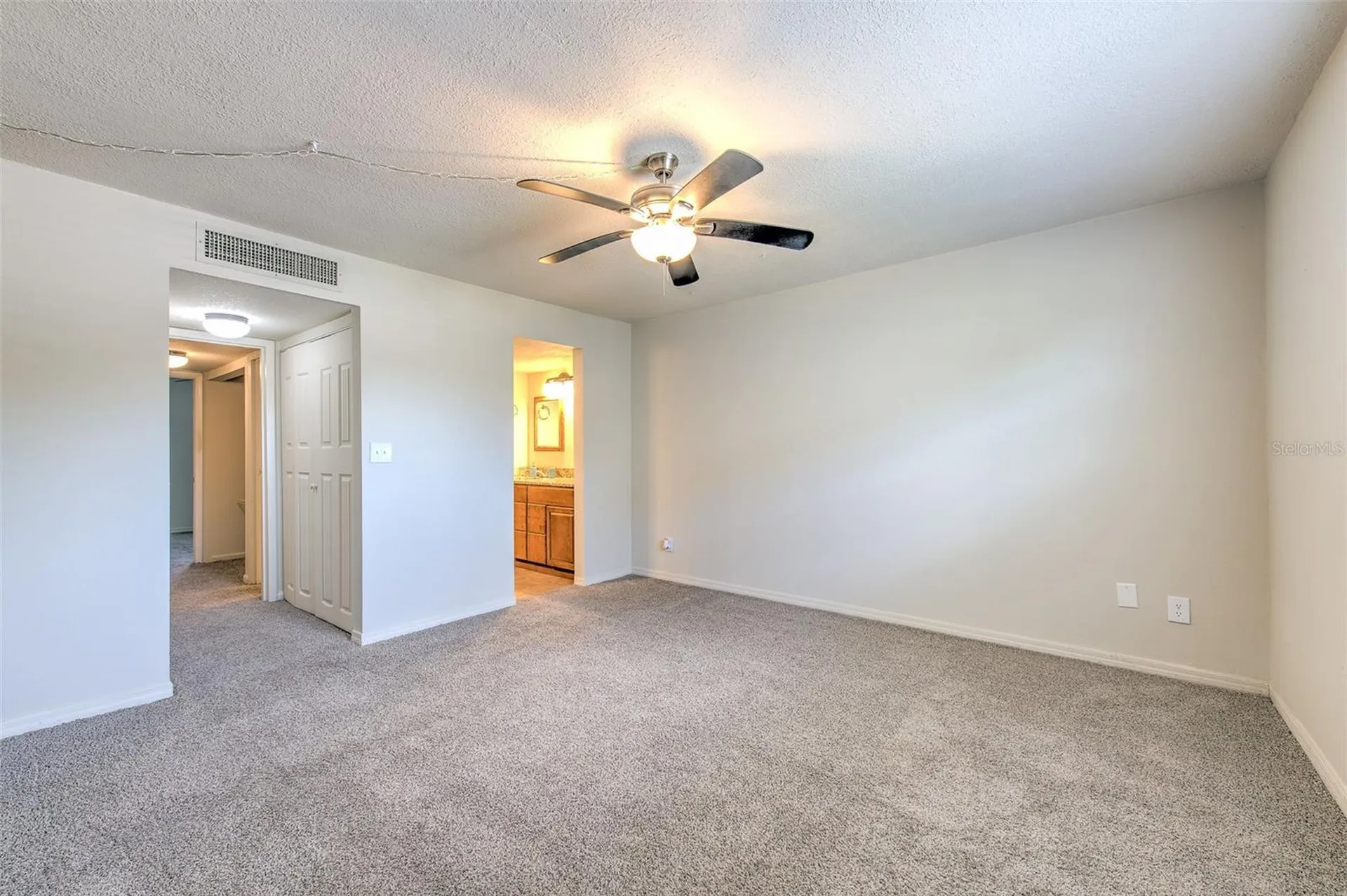 711 Russell Lane Brandon FL 33510