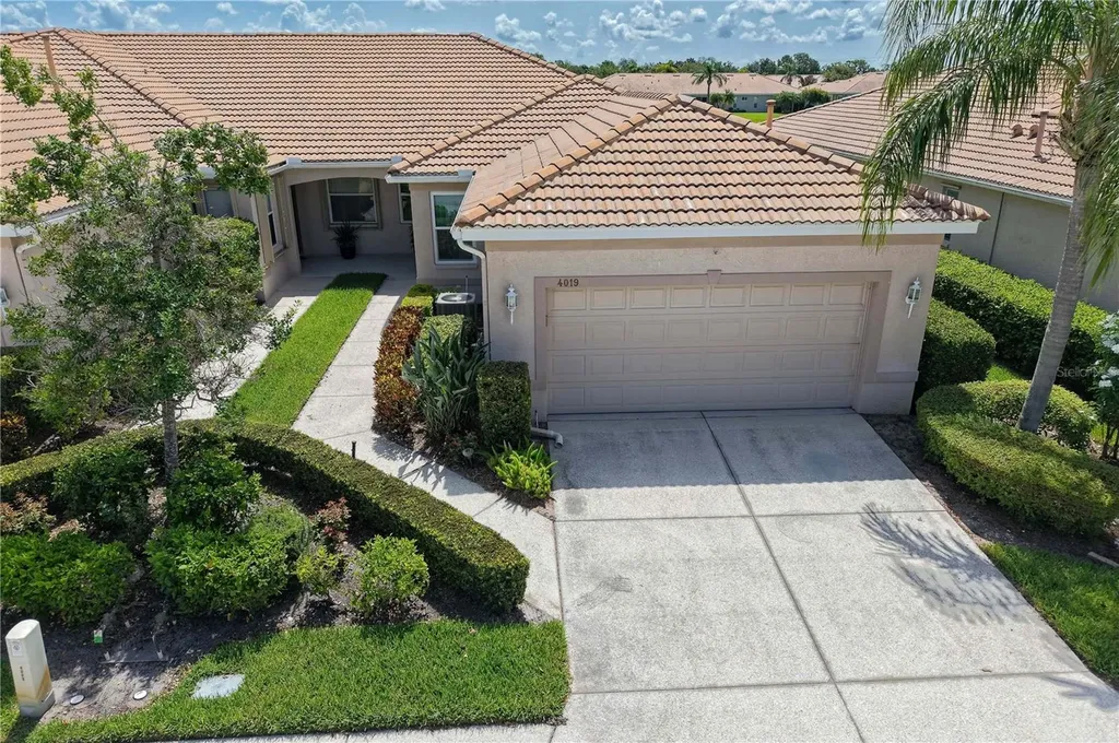 4019 Cascade Falls Drive Sarasota FL 34243