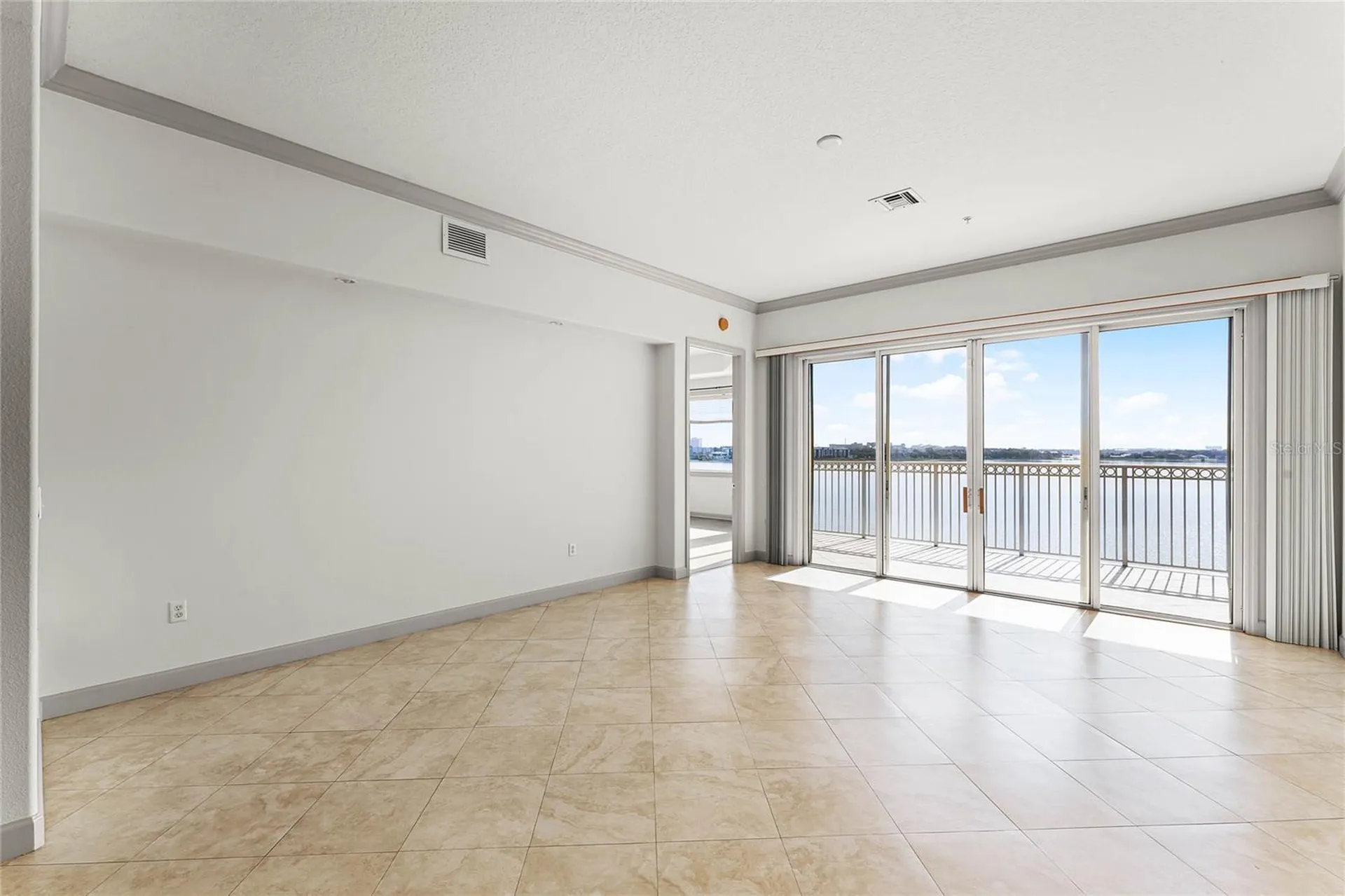 8761 The Esplanade Orlando FL 32836